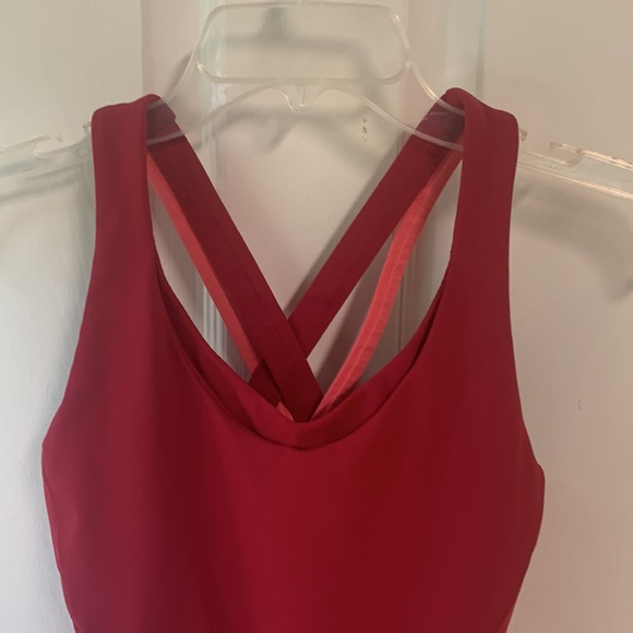 Lululemon support tank - Picture 4 of 7